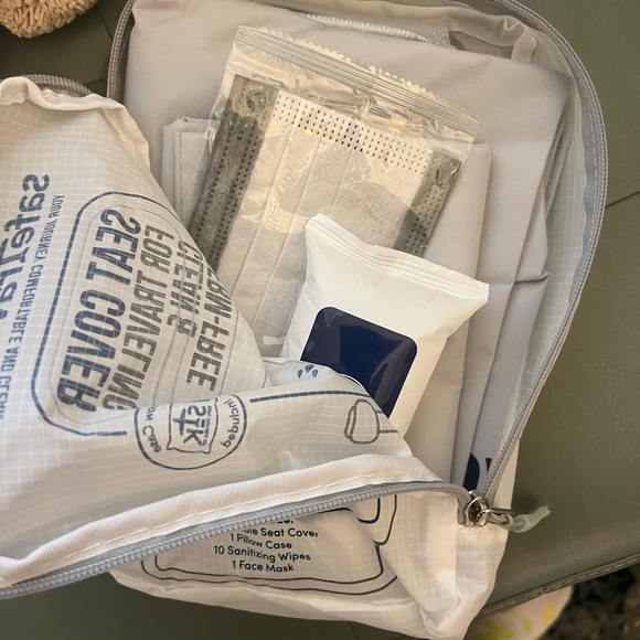 Safe Travels Kit—New in Pouch! - Picture 3 of 3